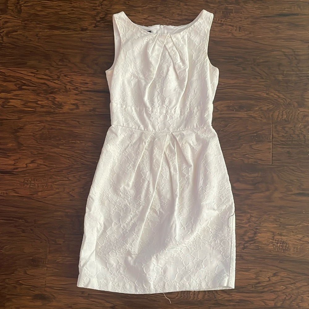 IZ Buyer California white jacquard tailored Aline dress. Size 1